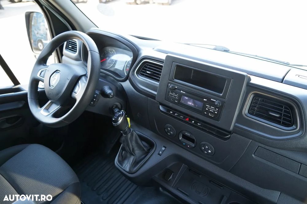 Renault MASTER / NEGRU / PANOU / CAMERĂ VEDERE SPATE / 2020 R - 26