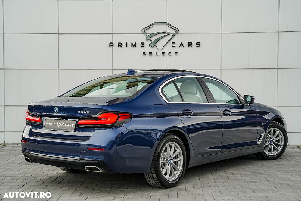BMW Seria 5 520e Aut. - 10