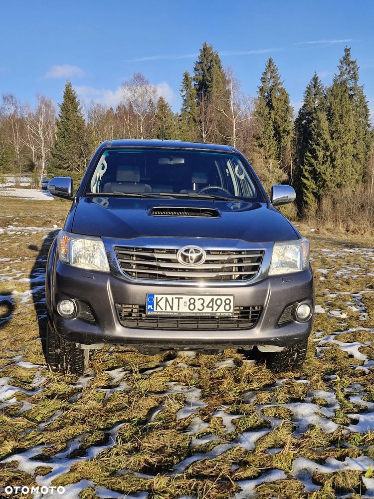 Toyota Hilux - 7