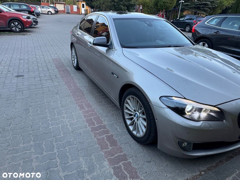 BMW Seria 5 535i xDrive - 8