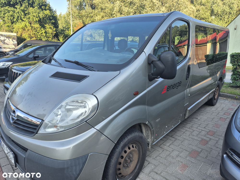 Opel Vivaro - 1