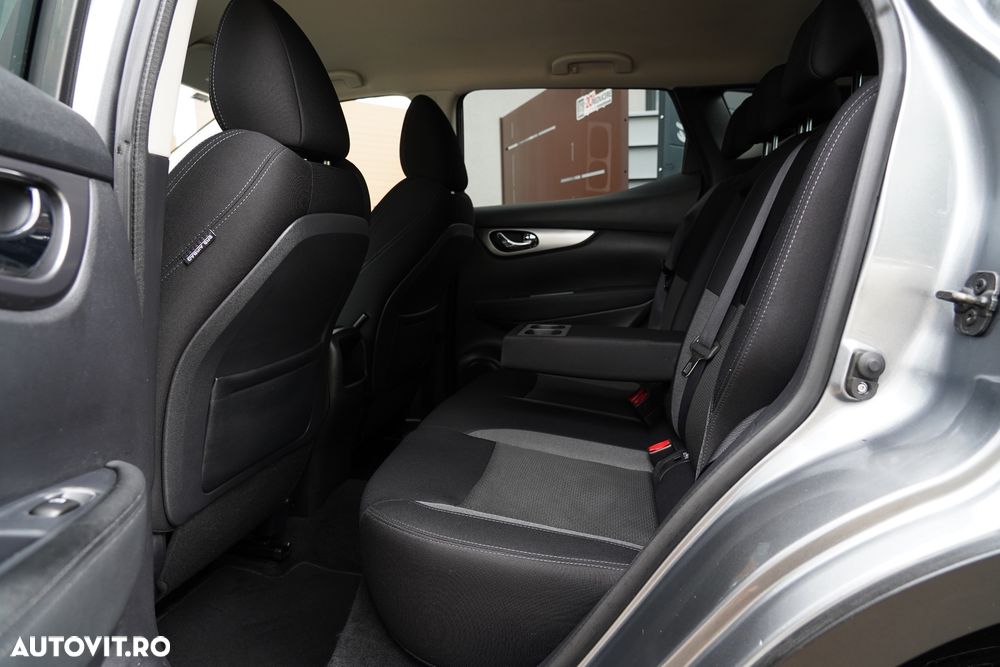 Nissan Qashqai 1.3 157CP 2WD Tekna - 24