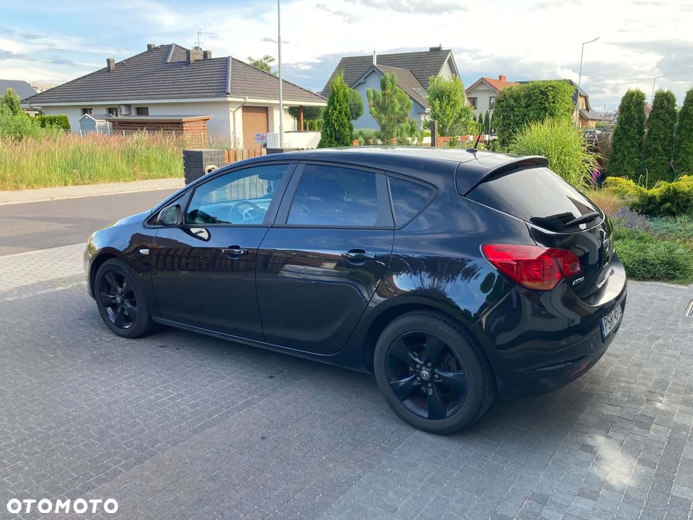 Opel Astra 1.7 CDTI ecoFLEX - 3