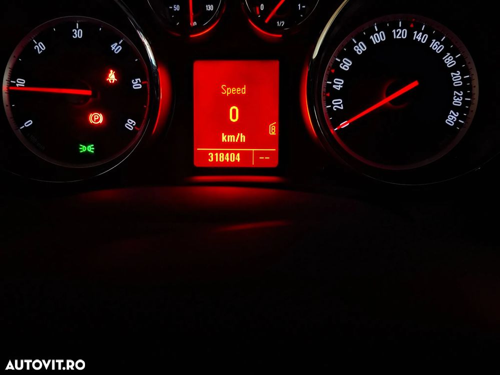 Opel Astra 1.7 CDTI - 17