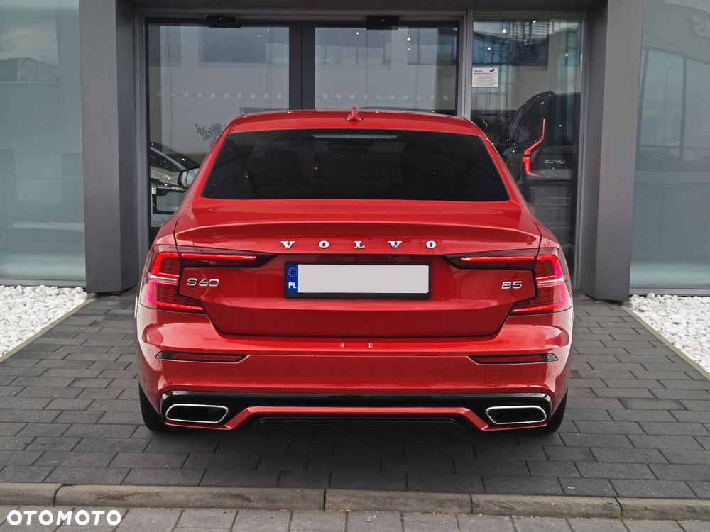 Volvo S60 B5 B R-Design - 6