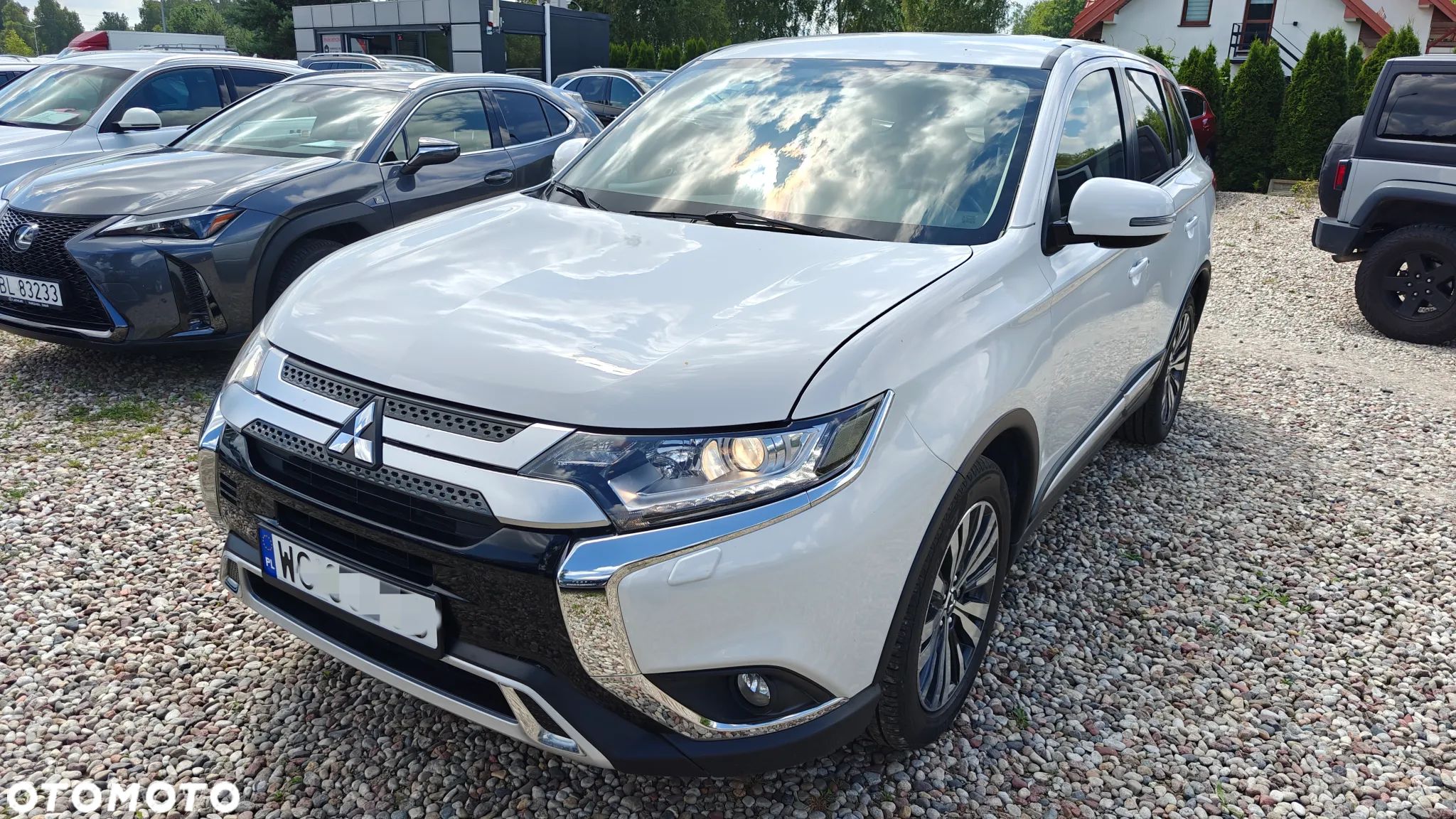 Mitsubishi Outlander 2.4 4WD CVT Instyle - 1