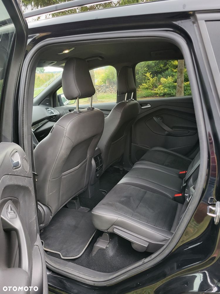 Ford Kuga - 11