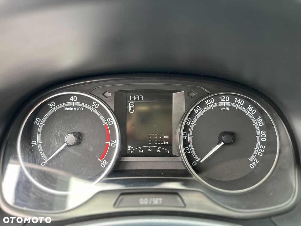 Skoda Fabia 1.0 TSI Active - 9