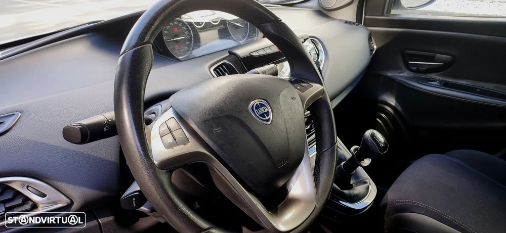 Lancia Ypsilon 1.2 S&S Gold - 11