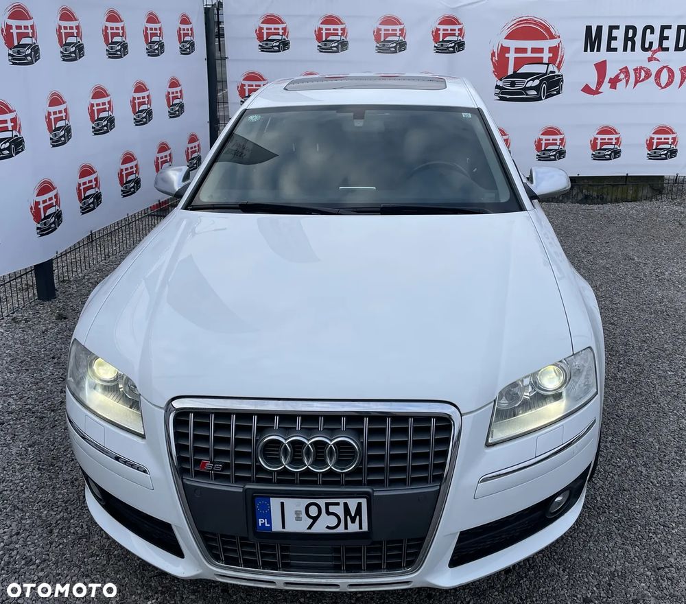Audi S8 - 9