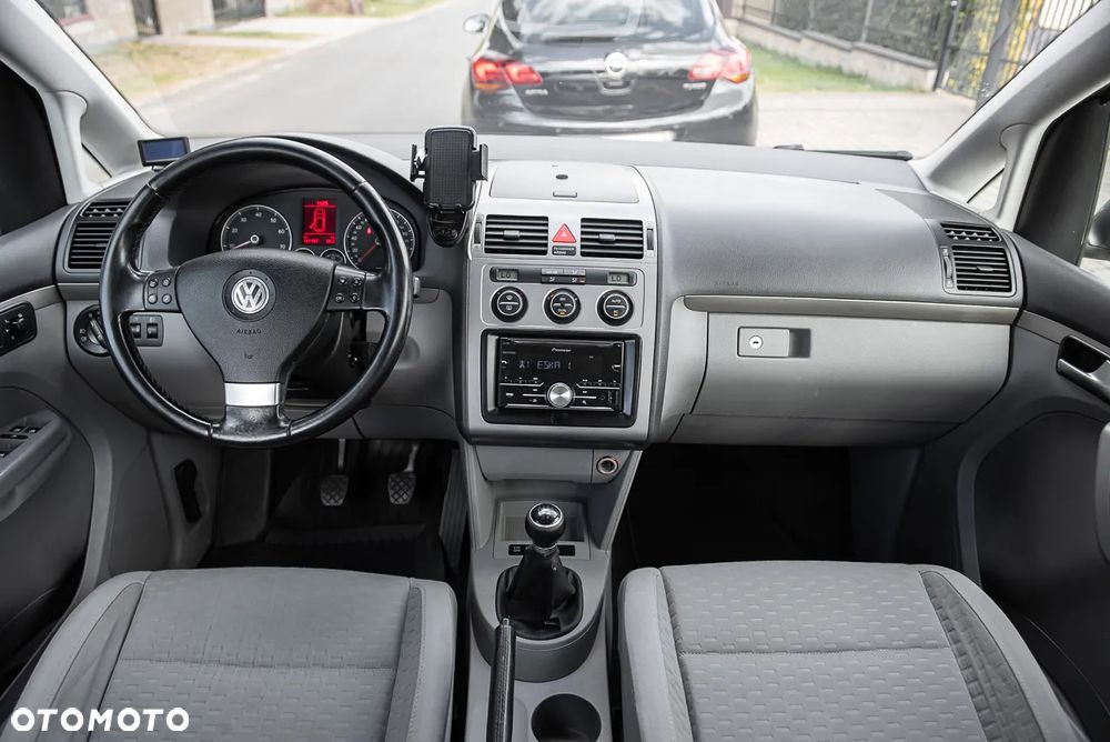 Volkswagen Touran 1.4 TSI Freestyle - 24