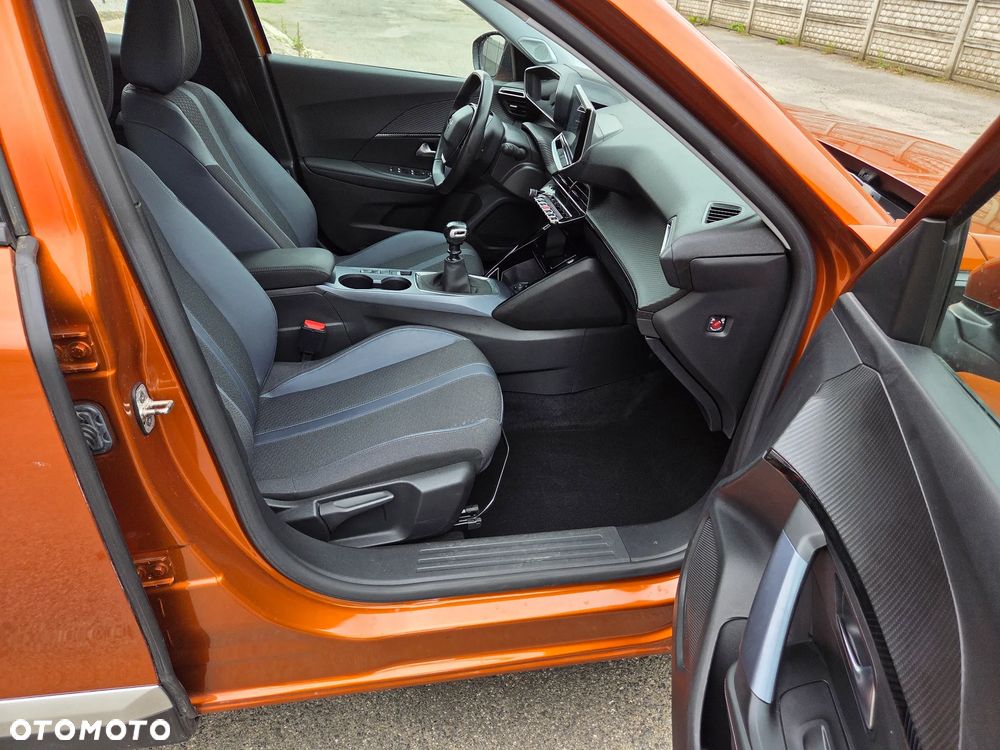 Peugeot 2008 BlueHDi 100 STOP & START Style - 14