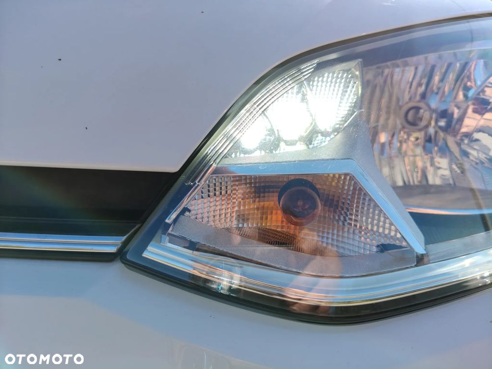 Volkswagen up! - 14