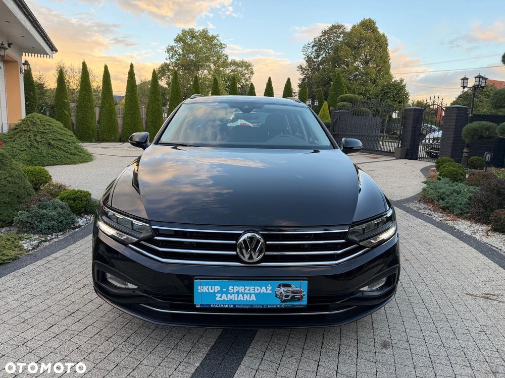 Volkswagen Passat 2.0 TDI SCR DSG Comfortline - 20