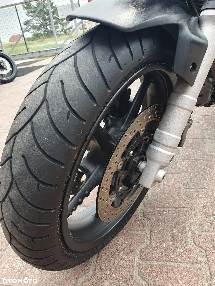 Yamaha MT - 4