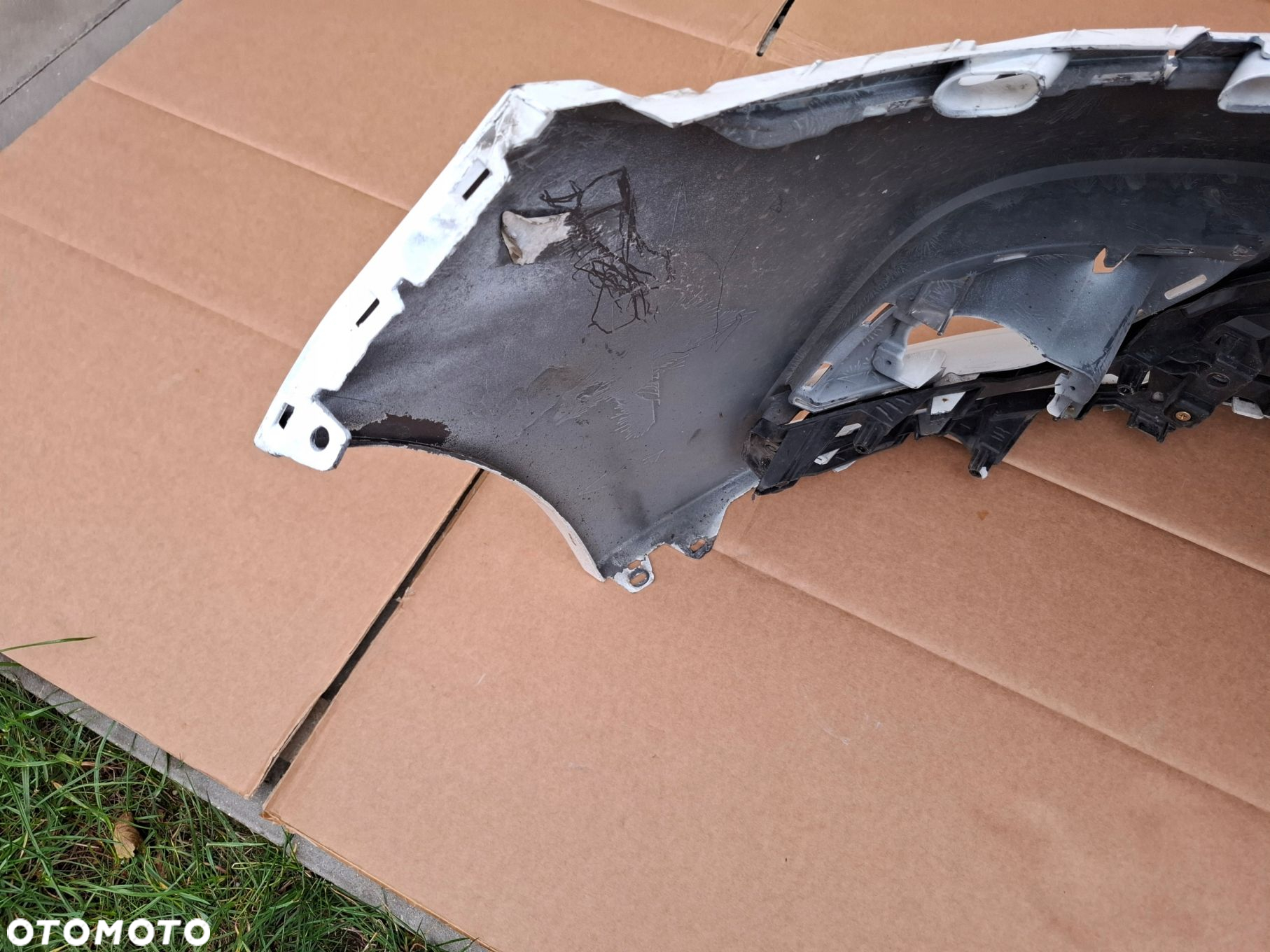 ZDERZAK PRZÓD RENAULT CLIO IV LIFT ORYGINAŁ - 10