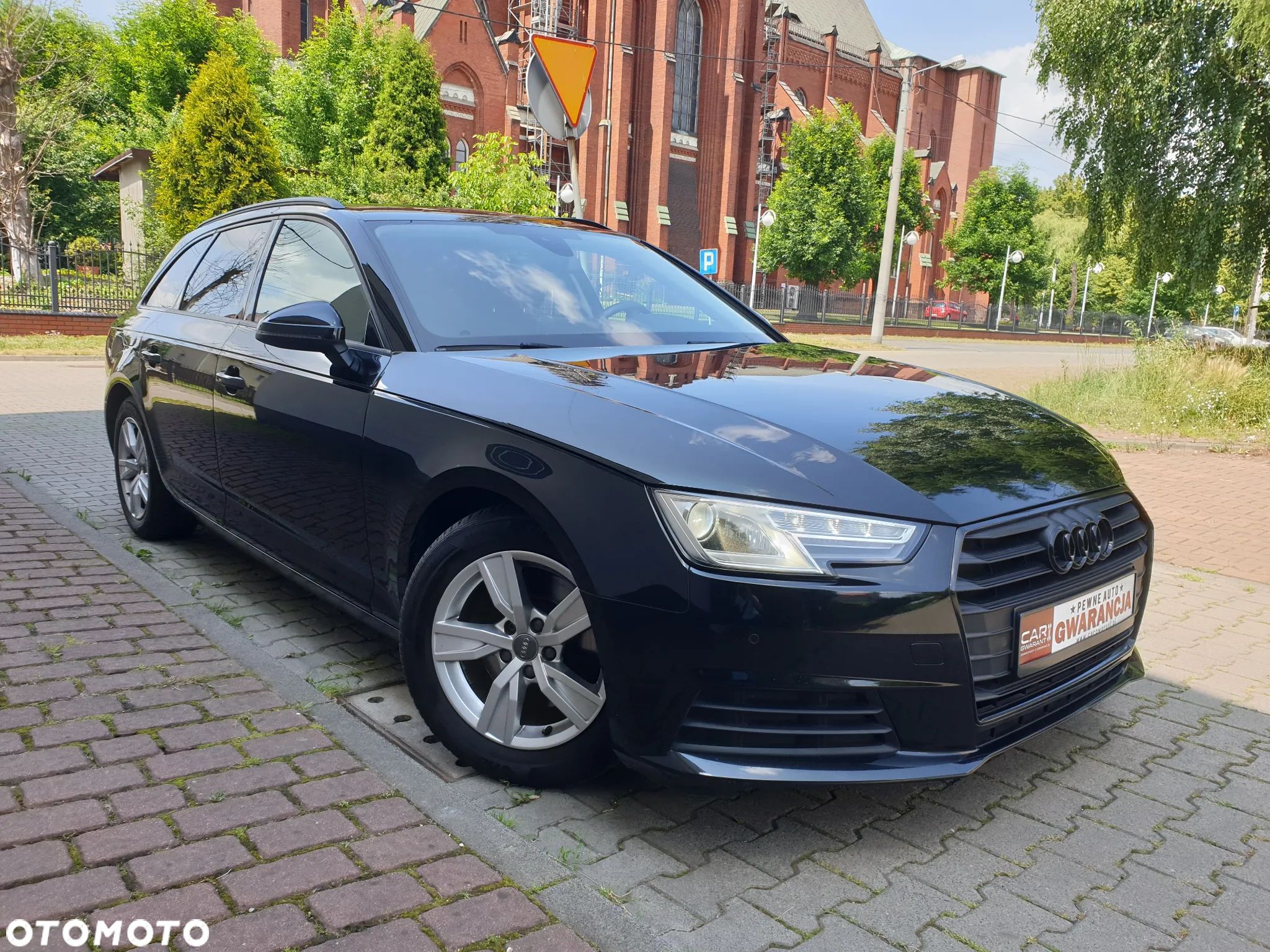Audi A4 Avant 2.0 TDI ultra - 1