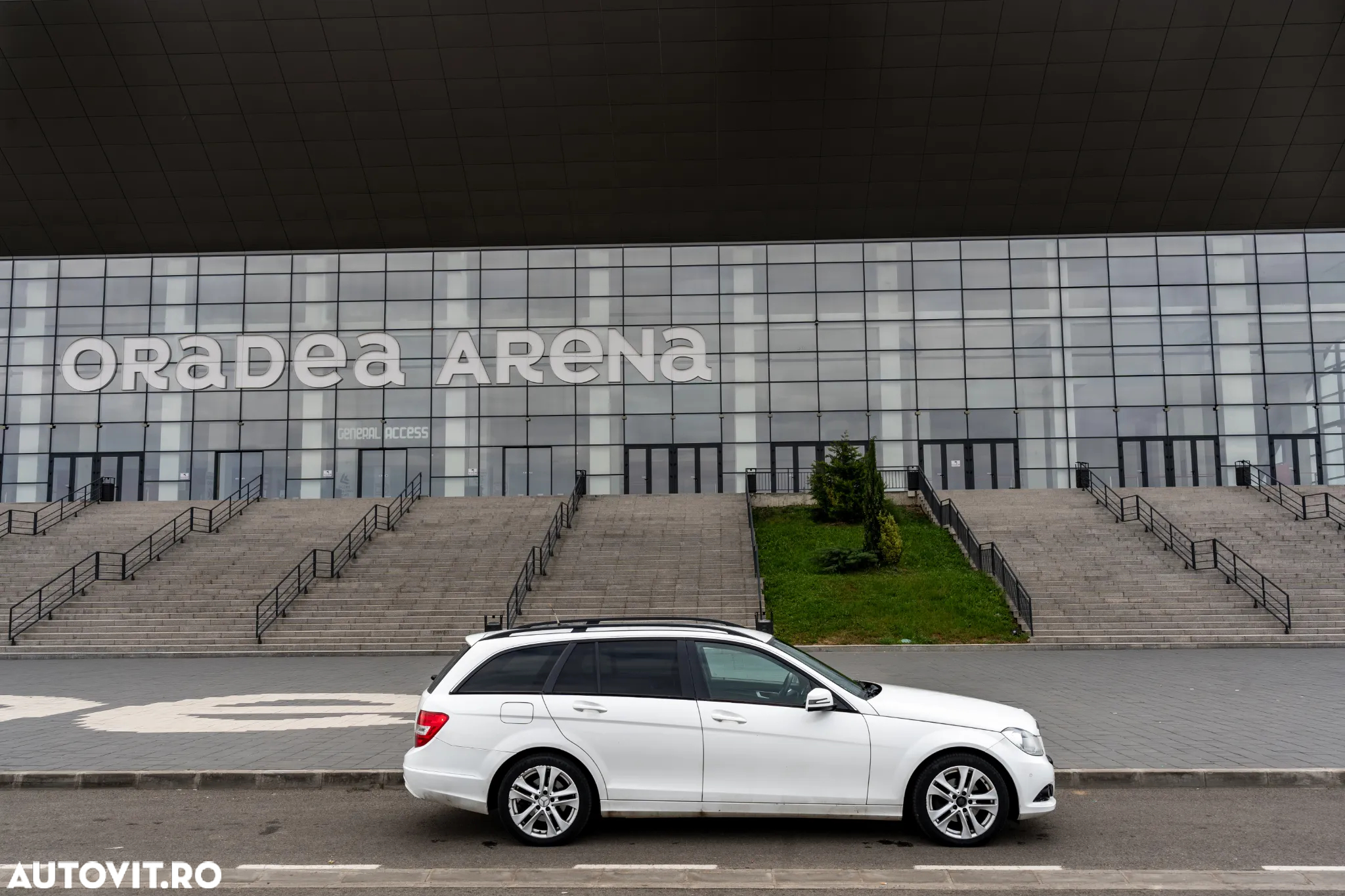 Mercedes-Benz C 220 T CDI DPF BlueEFFICIENCY - 3