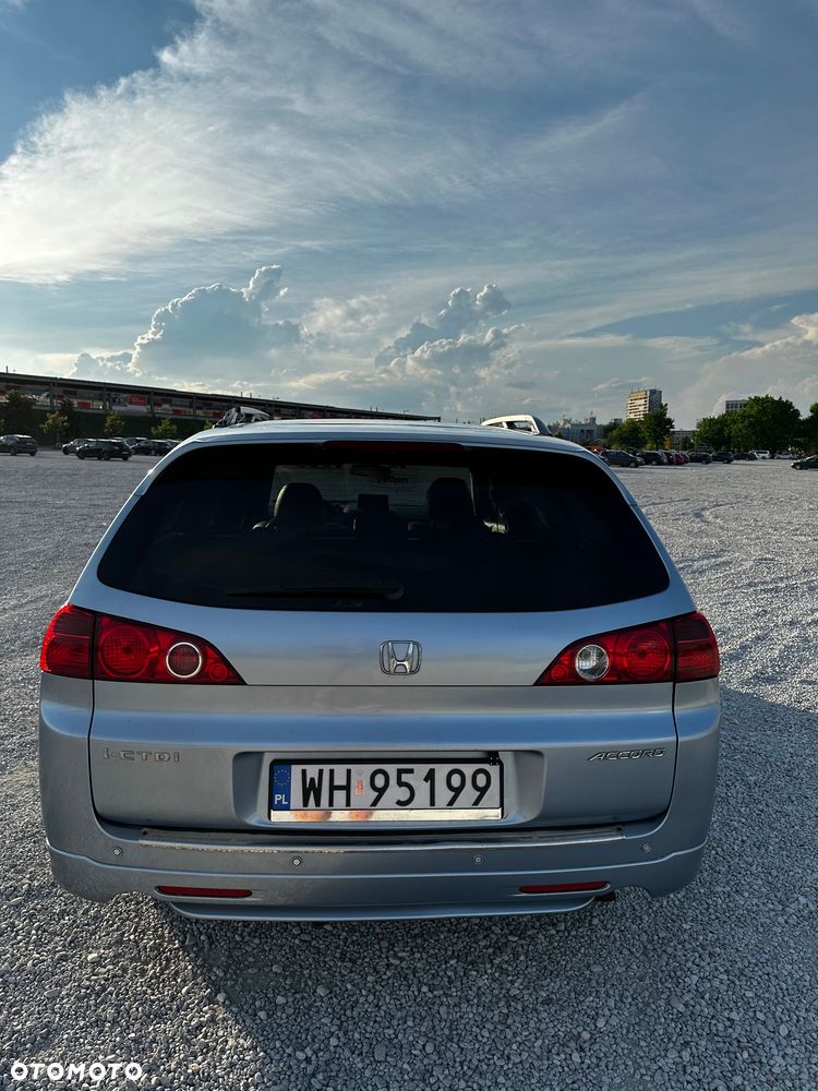 Honda Accord 2.2i-CTDi Executive - 3
