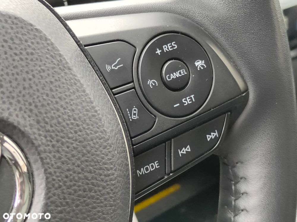 Toyota RAV4 - 24
