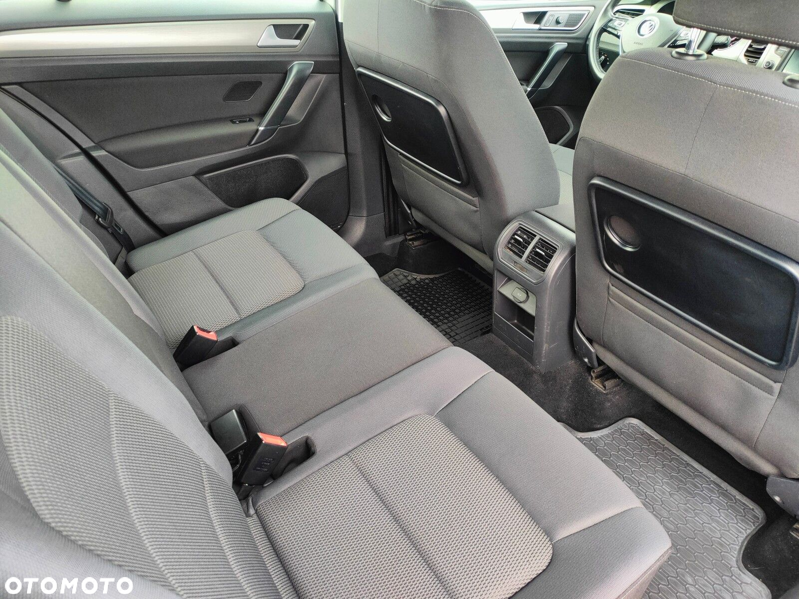 Volkswagen Golf Sportsvan - 15
