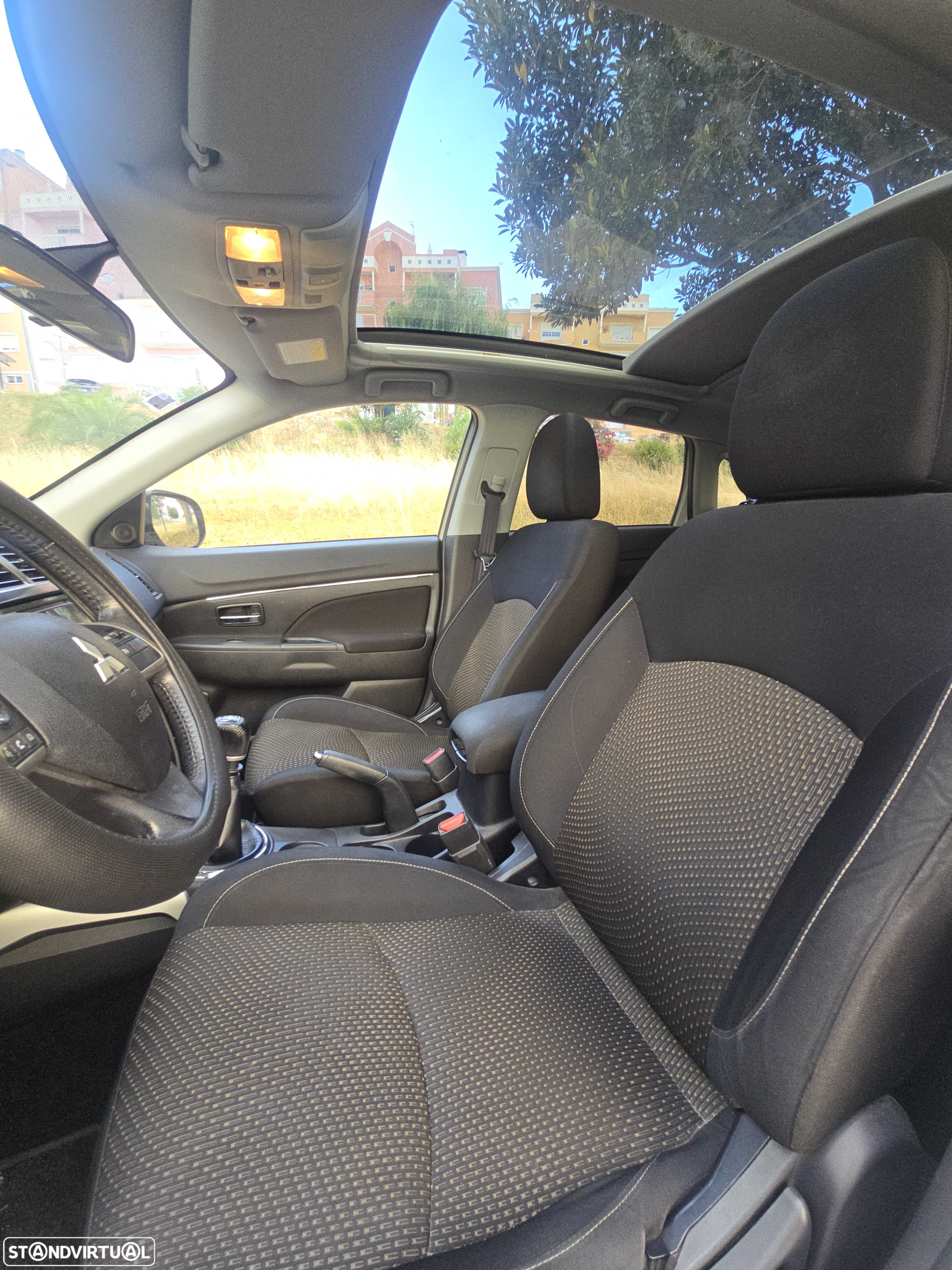 Mitsubishi ASX 1.8 DI-D Intense - 24