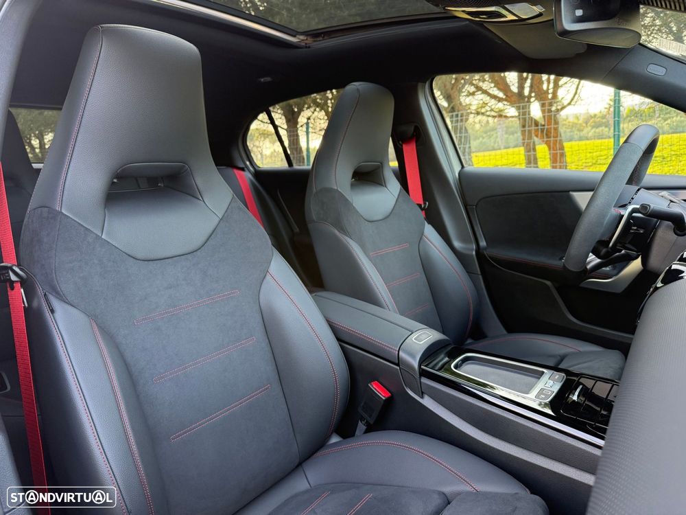 Mercedes-Benz A 45 AMG S 4Matic+ - 34