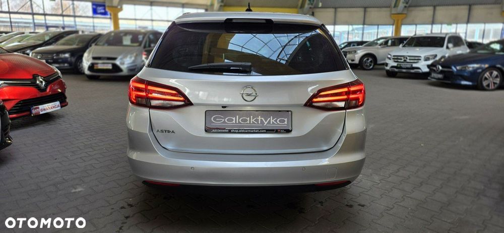 Opel Astra - 8