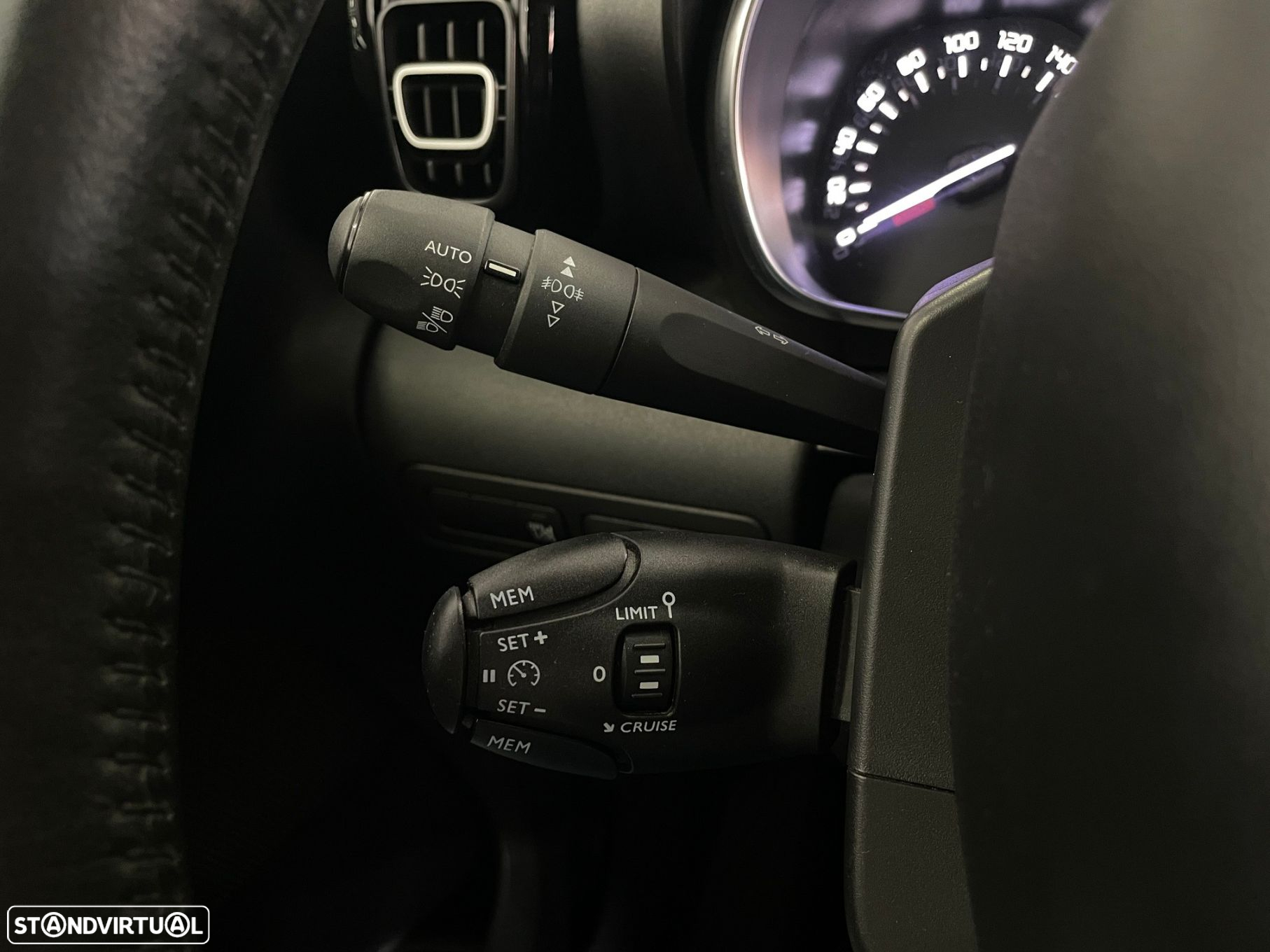 Citroën C3 Aircross 1.2 PureTech Shine - 33