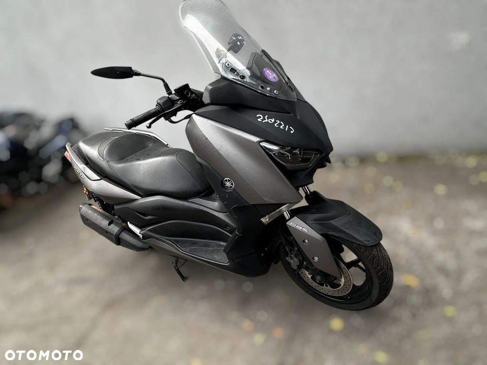 Yamaha X-max - 1