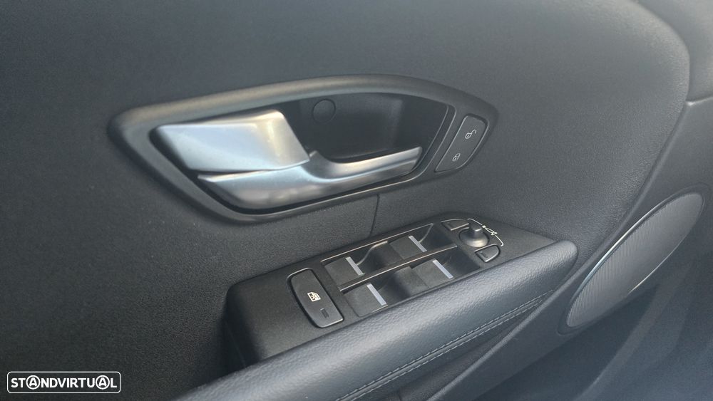 Land Rover Range Rover Evoque 2.0 TD4 SE Auto - 25