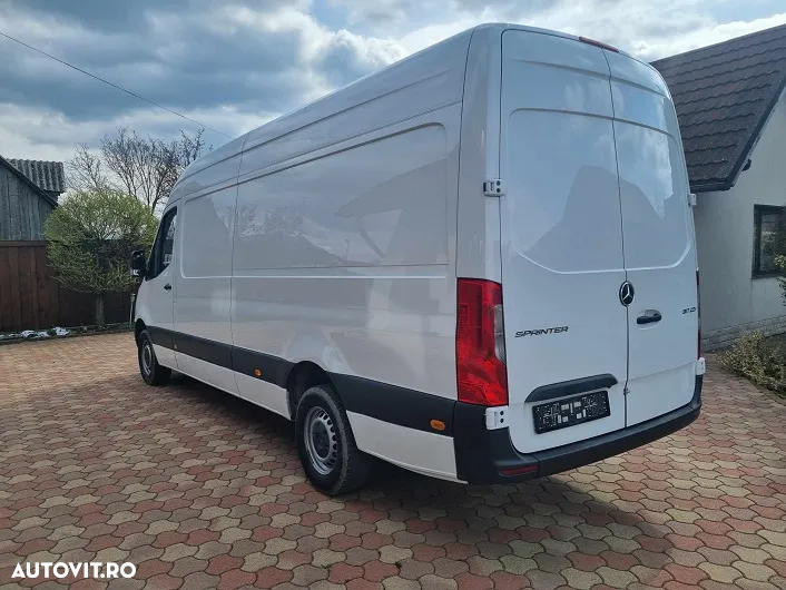 Mercedes-Benz Sprinter 317 - 4