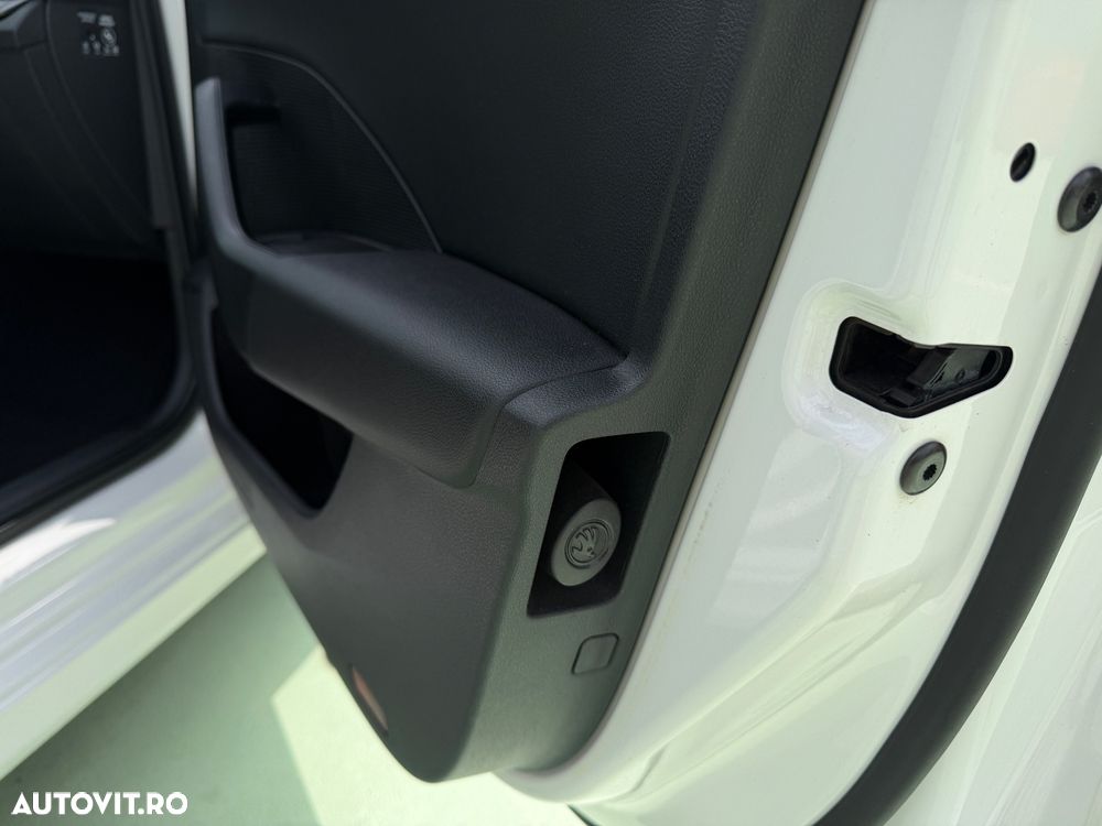 SKODA Octavia 2021 — imagine 17