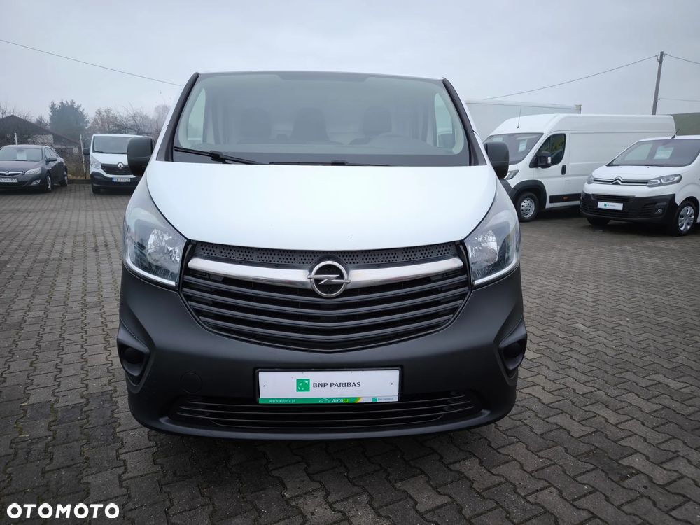 Opel Vivaro - 8