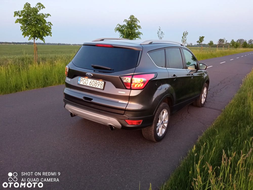 Ford Kuga - 4
