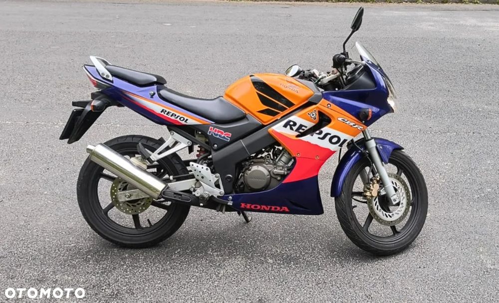 Honda CBR - 3
