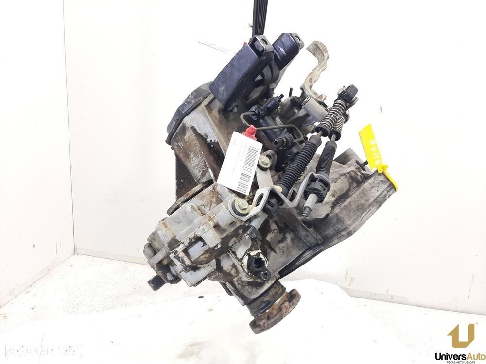 CAIXA VELOCIDADES VOLKSWAGEN POLO 2006 -HCS - 2