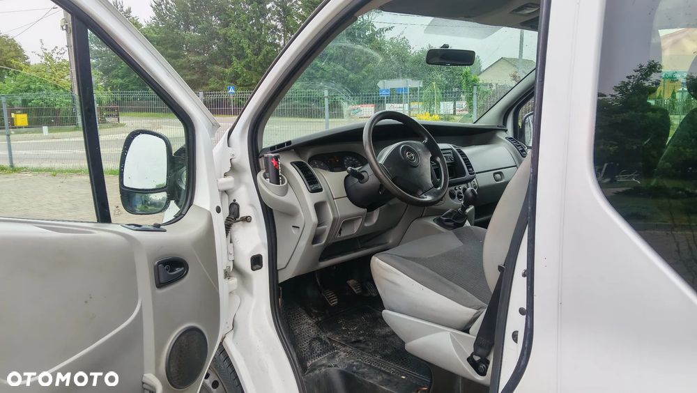 Opel Vivaro - 15