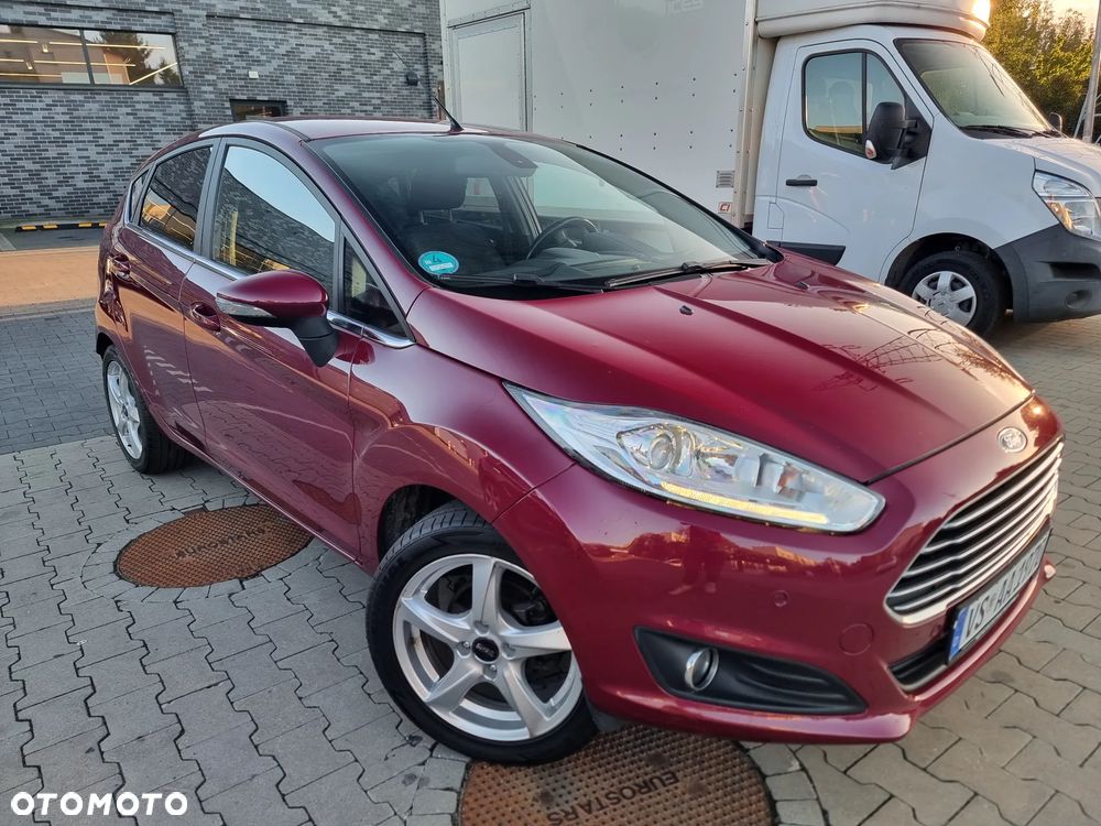 Ford Fiesta 1.0 EcoBoost STart-Stop Titanium - 2