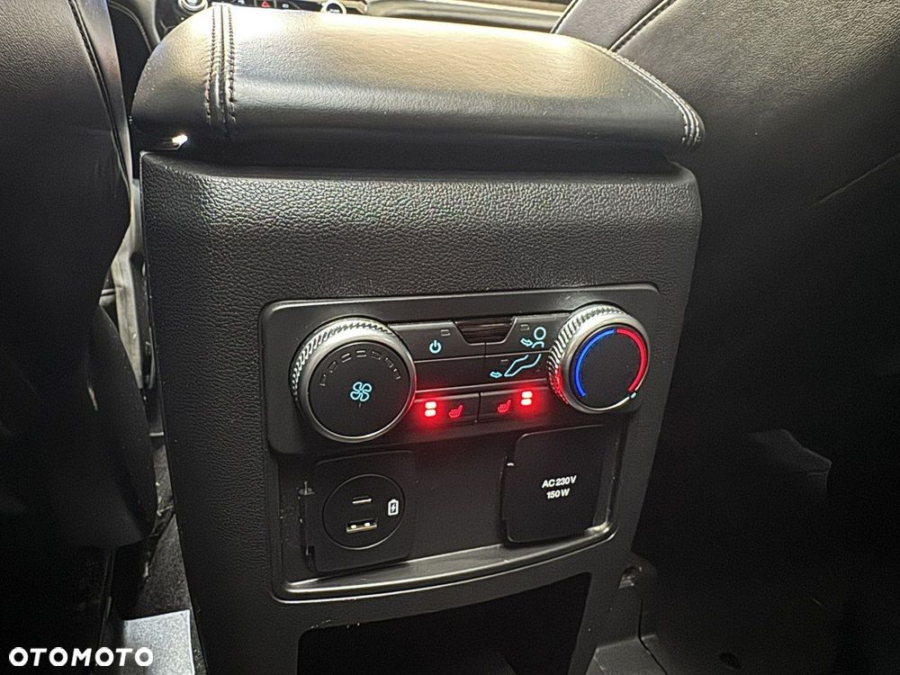 Ford Explorer - 25