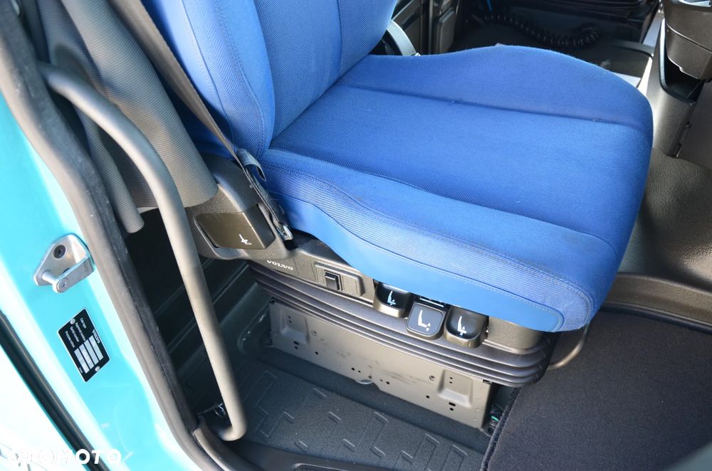Volvo FH 500 NEW / EURO 6 / 2021r. / KLIMA P. / FULL LED / ADR / ACC / WAGA / DE / 2273 - 13