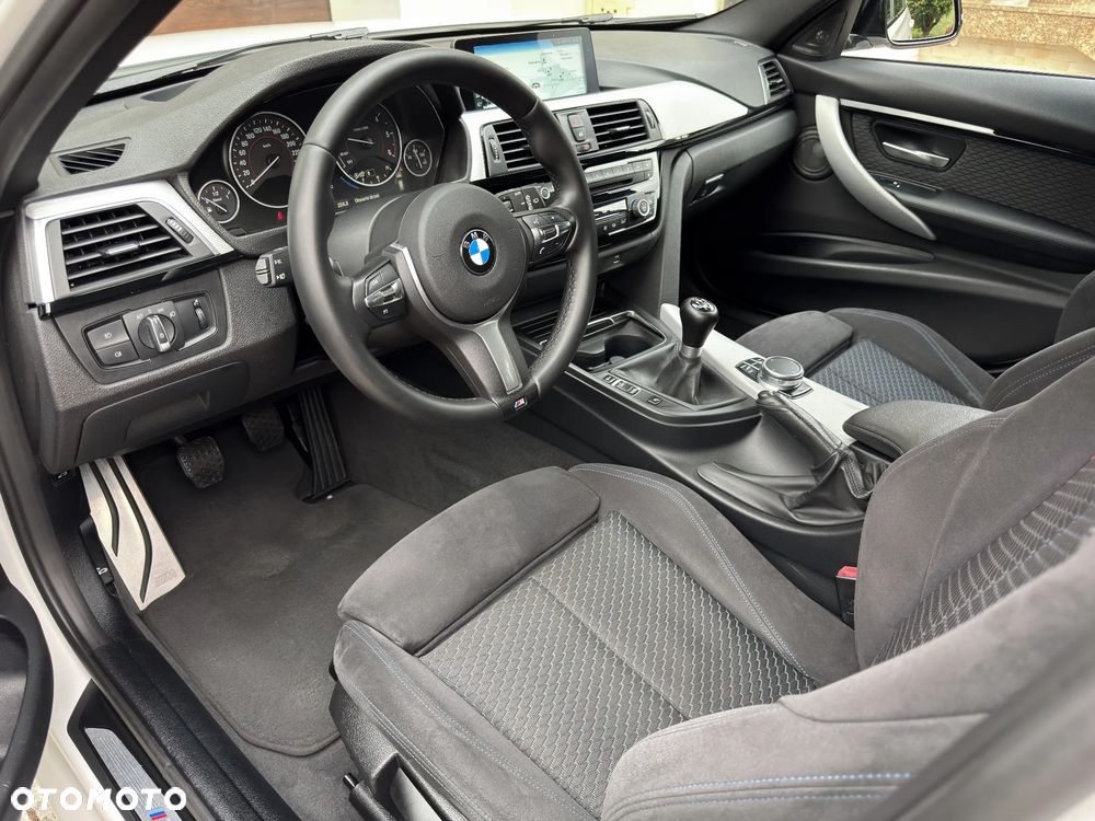 BMW Seria 3 320d M Sport Shadow - 6