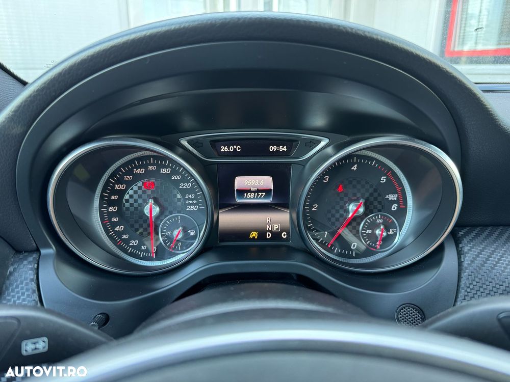 Mercedes-Benz A 200 CDI 7G-DCT AMG Line - 18