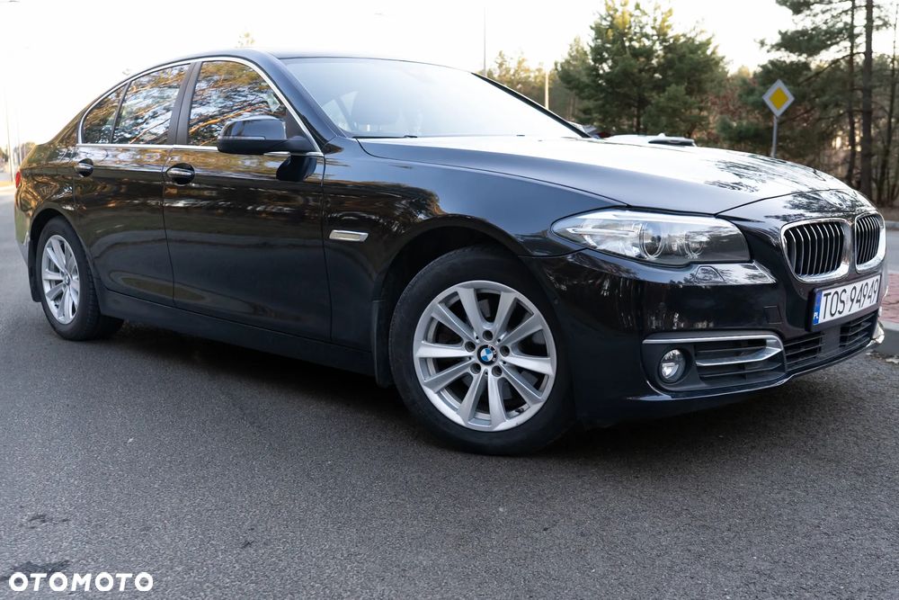 BMW Seria 5 528i - 7