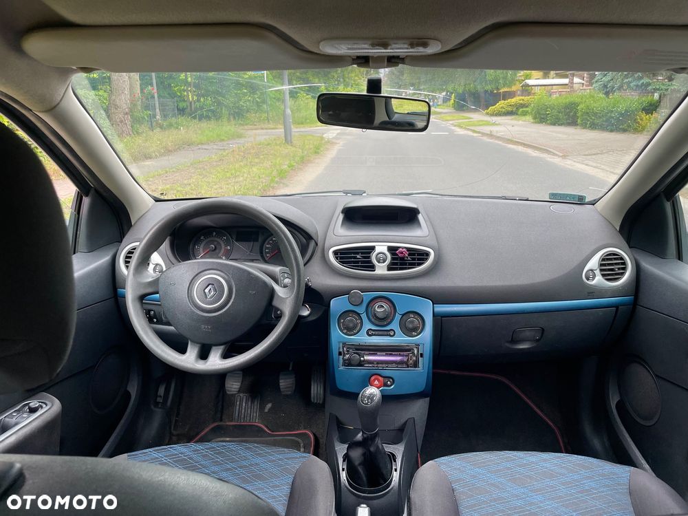 Renault Clio 1.5 dCi 70 Expression - 8
