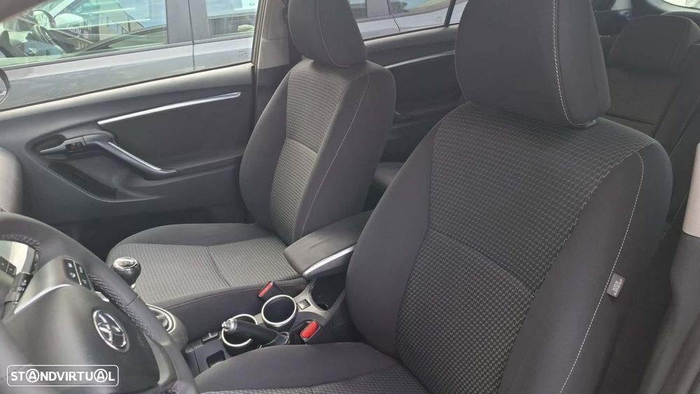 Toyota Verso 1.6 D-4D Active - 9