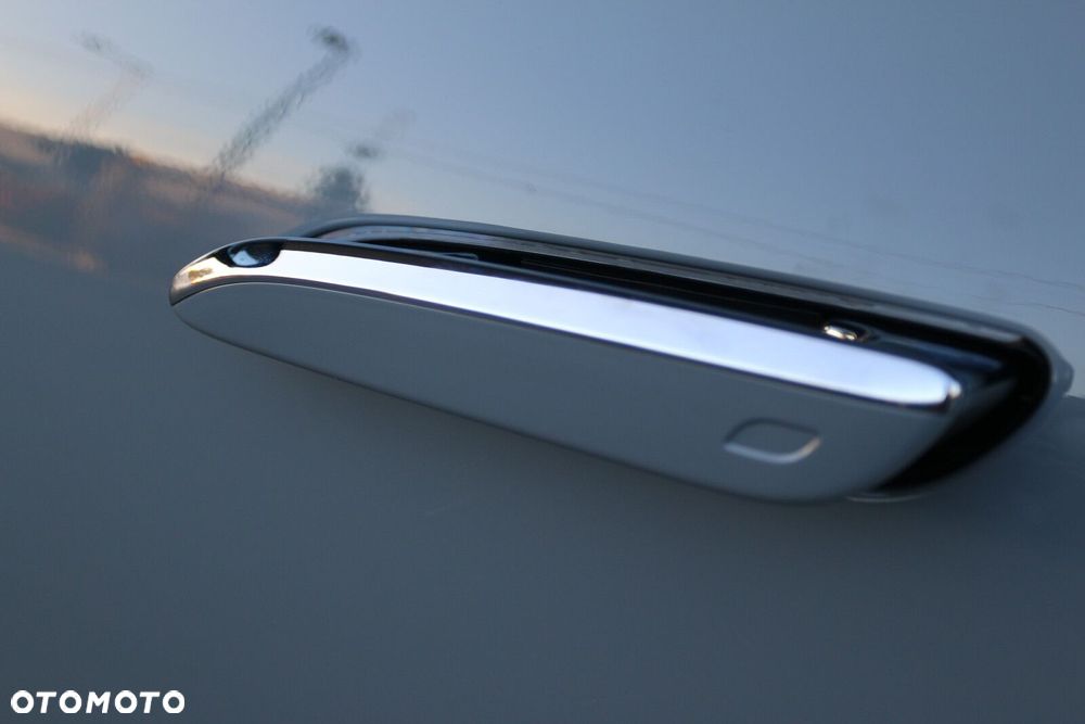 Mercedes-Benz Klasa E - 12