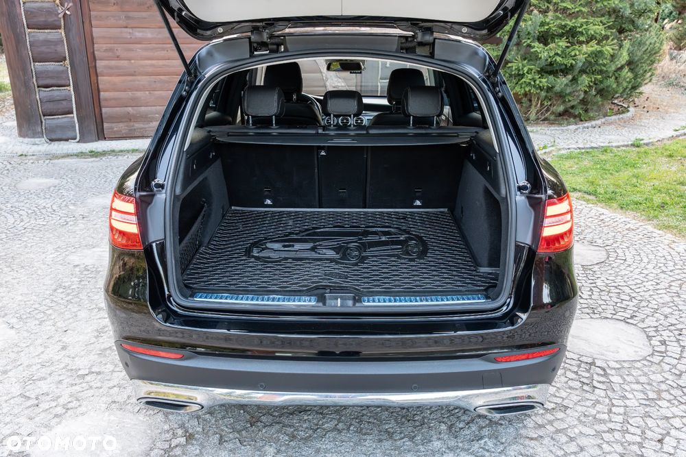 Mercedes-Benz GLC - 20