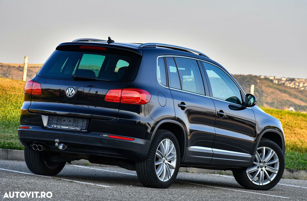 Volkswagen Tiguan 2.0 TDI DPF 4Motion Sport & Style - 4