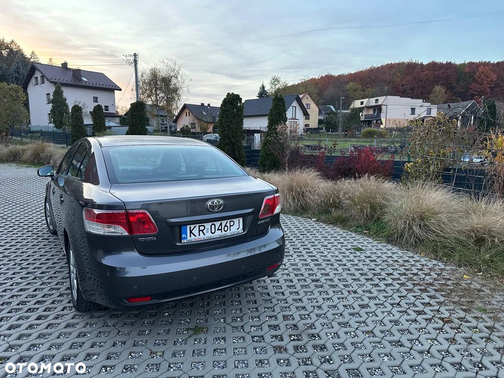 Toyota Avensis 2.2 D-CAT Prestige - 6